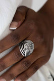 Glitter Tracker - Silver Ring ~ Paparazzi Fashion Fix