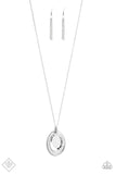 Metro Must-Have - White Necklace Paparazzi Fashion Fix
