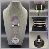 Ballroom Bauble - White Bracelet ❤️ Paparazzi