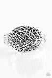 Never Leaf Me - Silver Ring ❤️ Paparazzi