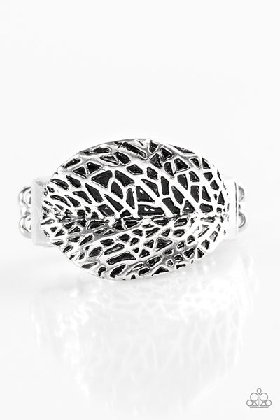 Never Leaf Me - Silver Ring ❤️ Paparazzi