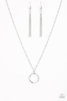 Simply Simple - Silver Necklace ❤️ Paparazzi