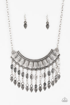 The Desert Is Calling - Silver Necklace ❤️ Paparazzi
