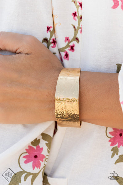 Coolly Curved - Gold Bracelet ~ Paparazzi Fashion Fix