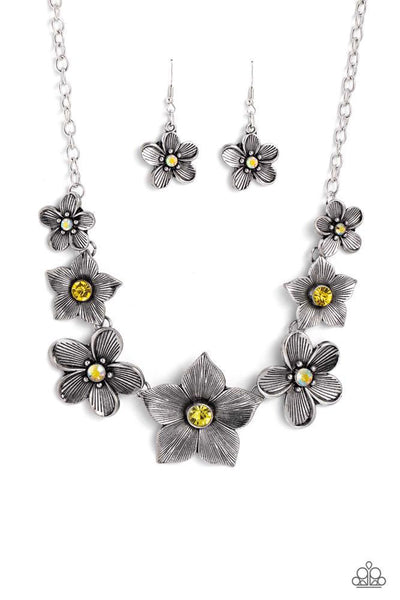 Free FLORAL - Yellow Necklace ❤️ Paparazzi