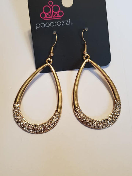Take A Dip - Gold Earrings ~ Paparazzi Fashion Fix