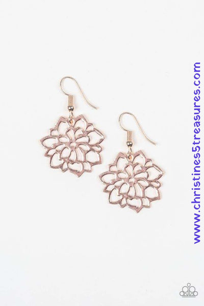 Brushed in a high-sheen finish, shimmery rose gold filigree bursts into an airy blossom for a seasonal look. Earring attaches to a standard fishhook fitting. Sold as one pair of earrings. P5WH-GDXX-083XX