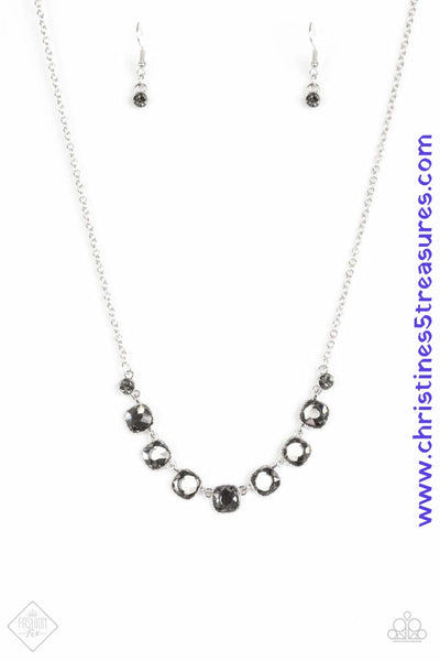 Deluxe Luxe - Silver Necklace ~ Paparazzi