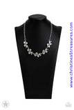 Hollywood Hills - White Necklace ~ Paparazzi