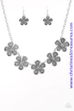 No Common Daisy - Silver Necklace ~ Paparazzi