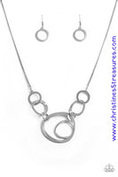 Progressively Vogue - Silver Necklace ~ Paparazzi