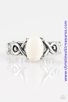 Stone Thrones - White Ring ~ Paparazzi