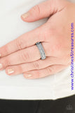 Turn The Other Chic - Silver Ring ~ Paparazzi